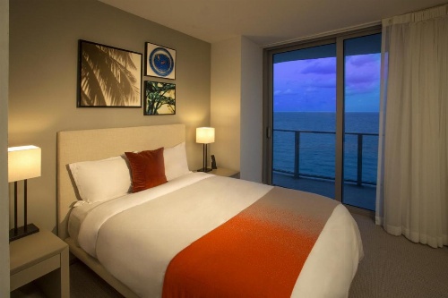Hyde Resort & Residences image 11