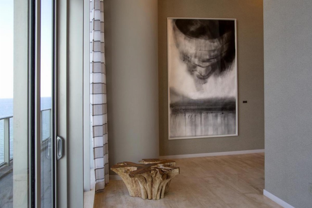 Hyde Resort & Residences Image 16