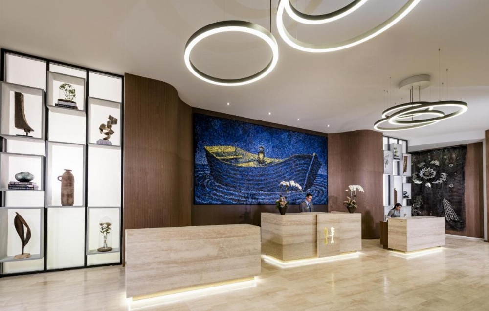 Hyde Resort & Residences Image 36