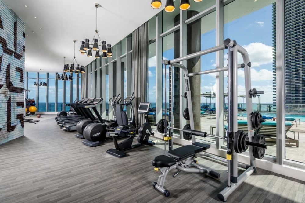 Hyde Resort & Residences Image 37