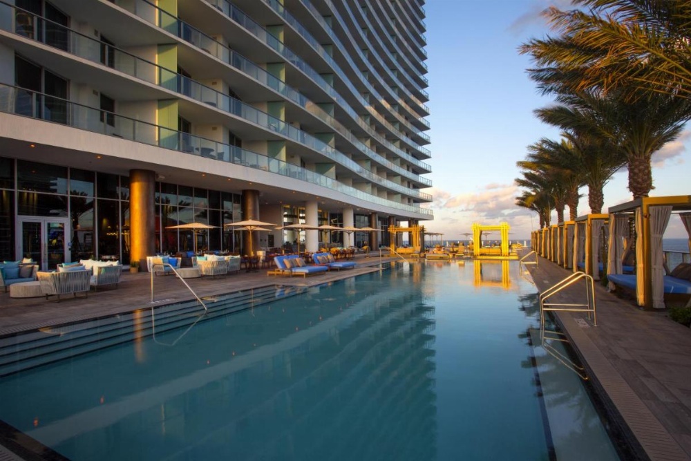 Hyde Resort & Residences Image 7